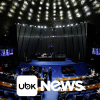 BRASIL - Senado aprova PEC que corta gastos e restringe abono do PIS/Pasep