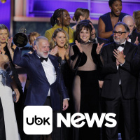 CULTURA - Hollywood celebra The Pitt, O Estúdio e Adolescência no Emmy Awards