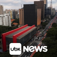 TECNOLOGIA - Foxconn manifesta otimismo com demanda por inteligência artificial